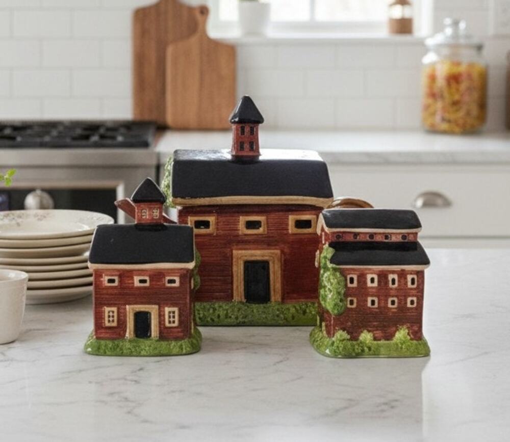 Sakura Porcelain Teapot Salt & Pepper Shakers Set Country Barn Warren Kimble